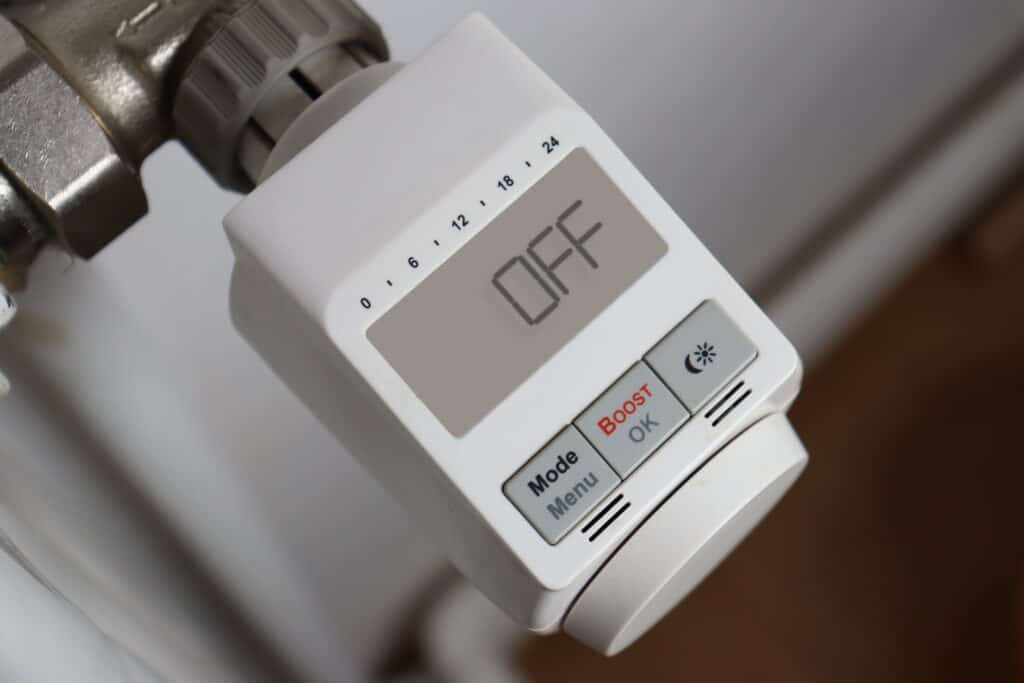 programmable thermostat for hot water baseboard heat